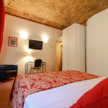 Pensión Machiavelli