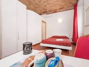 Machiavelli Πανσιόν 4*